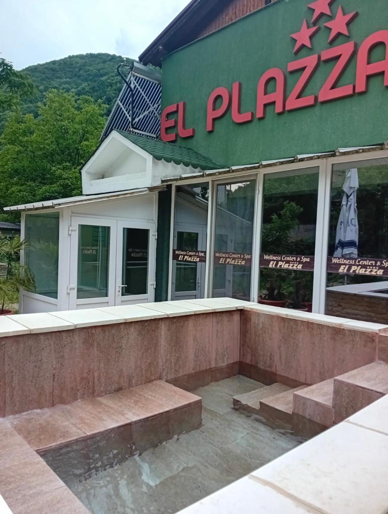 Pensiunea El Plazza