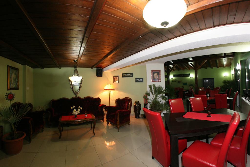 Guest house Pensiunea El Plazza Baile Herculane